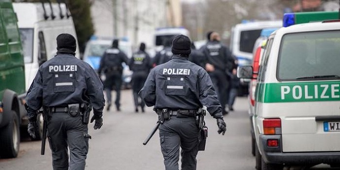 Как без немецкого гражданства стать полицейским в Германии Подробнее читайте на Юж-Ньюз: http://xn----ktbex9eie.com.ua/archives/14606
