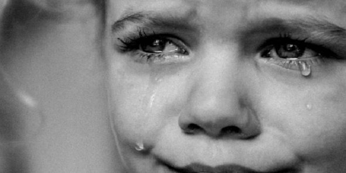 Фотограф Брайан Маккарти «Война глазами ребенка». ВИДЕО Подробнее читайте на Юж-Ньюз: http://xn----ktbex9eie.com.ua/archives/14216