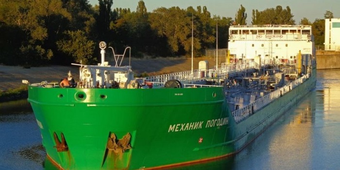 Украина заблокировала российский танкер в Херсоне на три года Подробнее читайте на Юж-Ньюз: http://xn----ktbex9eie.com.ua/archives/18393