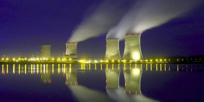 Во Франции из-за жары останавливают реакторы АЭС Подробнее читайте на Юж-Ньюз: http://xn----ktbex9eie.com.ua/archives/16668