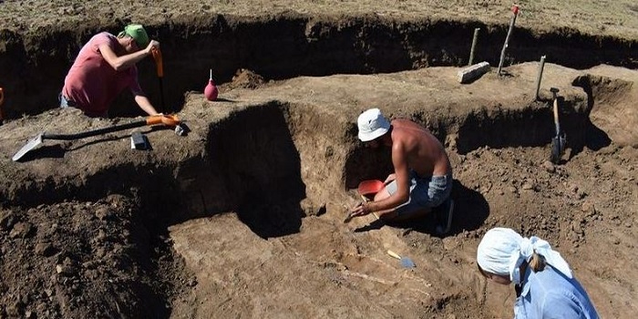 Сенсация! В Херсонской области: ученые раскопали невероятный курган (фото) Подробнее читайте на Юж-Ньюз: http://xn----ktbex9eie.com.ua/archives/25602