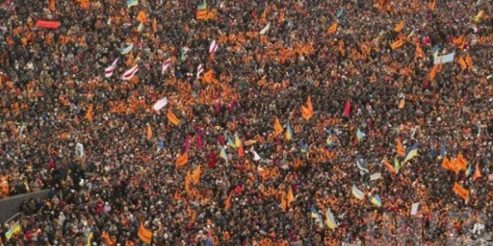 Сегодня отмечается 14-я годовщина начала Оранжевой революции Подробнее читайте на Юж-Ньюз: http://xn----ktbex9eie.com.ua/archives/30291