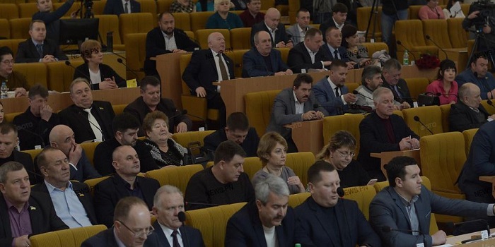 Бывший «укроповец», который видит себя президентом Украины, вошел в группу Медведчука в Николаевском облсовете Подробнее читайте на Юж-Ньюз: http://xn----ktbex9eie.com.ua/archives/39600