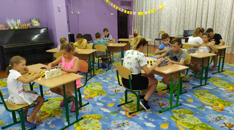Организация молодежи ЮУАЭС провела шашечный турнир для воспитанников Центра социально-психологической реабилитации детей Подробнее читайте на Юж-Ньюз: http://xn----ktbex9eie.com.ua/archives/57980