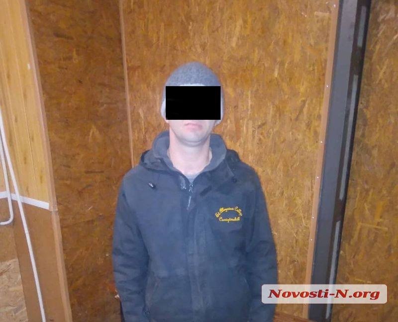 В Николаеве поймали педофила, развращавшего 6-летнего мальчика. Фото.  Подробнее читайте на Юж-Ньюз: https://xn----ktbex9eie.com.ua/archives/69620