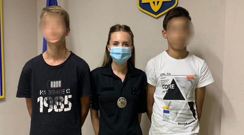 Южноукраїнськ - Правоохоронці знайшли підлітків-товаришів, які блукали районним центром.