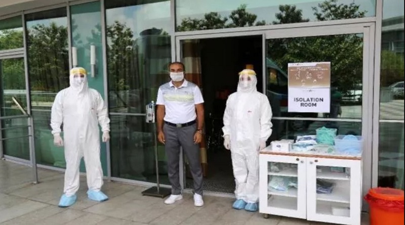 На курортах Турции резко выросло количество заражений коронавирусом