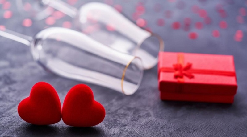 День святого Валентина: как отмечать и что дарить