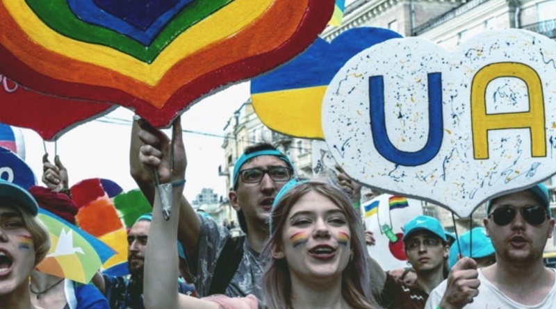 Европарламент призвал Украину защитить права ЛГБТ-сообщества