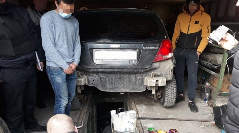 В Первомайске двое подростков ограбили магазин: унесли кофе, шоколад и деньги