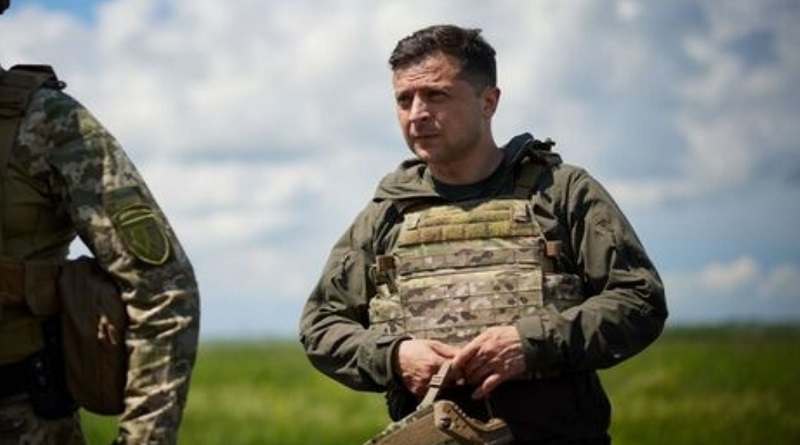 К границе Украины стянуто около 100 тыс. российских военных – Зеленский