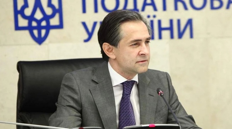 "Один работающий содержит двух безработных", – украинский министр