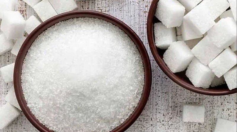 Сахар в Украине стоит дороже, чем в европейских магазинах