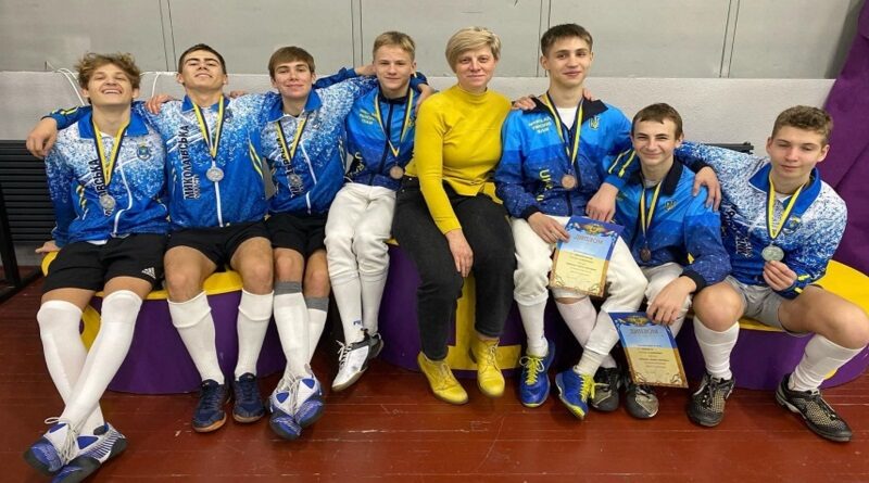 Николаевские фехтовальщики заняли призовые места на Чемпионате Украины