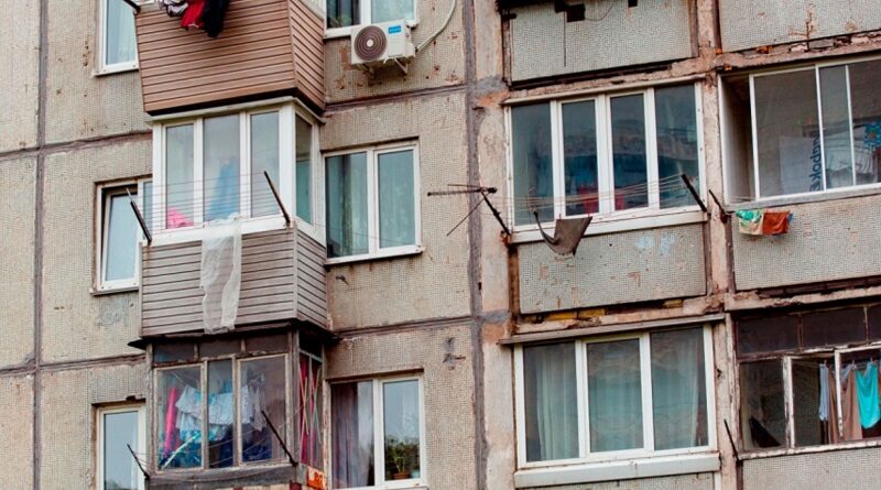 В Днепре парень после ссоры вытолкнул девушку с балкона 8 этажа