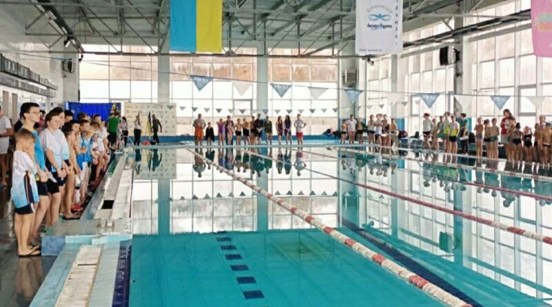 Плавці Южноукраїнської ДЮСШ показали гарні результати на змаганнях