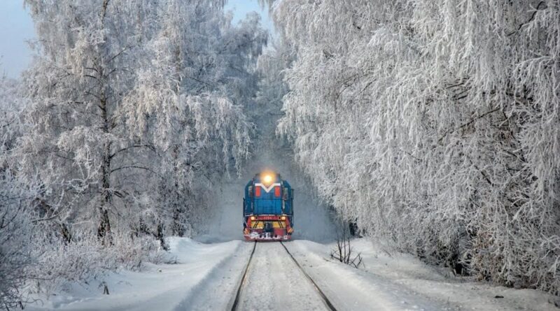 «Укрзализныця» назначила дополнительные поезда на зимние праздники. График