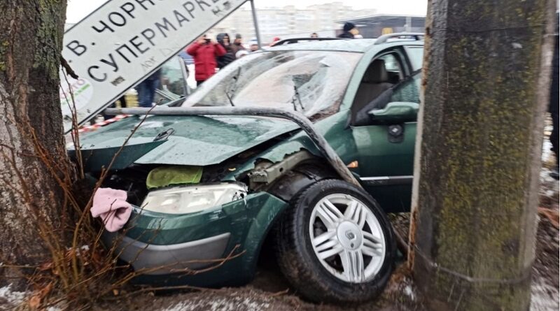 Подросток, снимая контент за рулем папиного авто, сбил людей в Луцке: одна из пострадавших скончалась