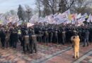В Киеве столкновения спецназа с ФОПовцами, которые прорываются в Раду (видео)
