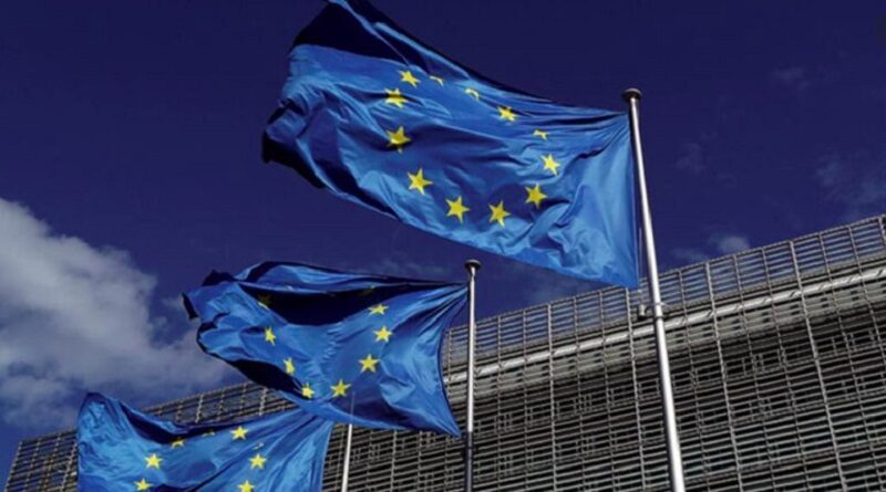 Евросоюз призвал граждан своих стран покинуть Украину