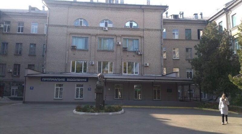 Сотрудники больницы в Николаеве не получают гарантированные Кабмином минимальные зарплаты
