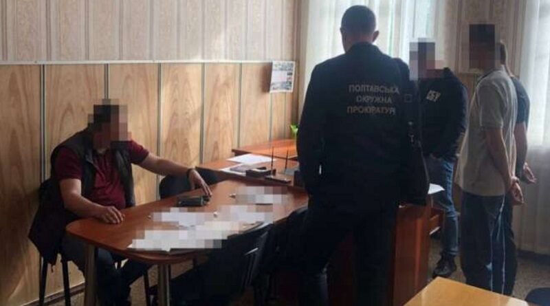 В Полтавской области глава райадминистрации попался на взятке: требовал полмиллиона гривен