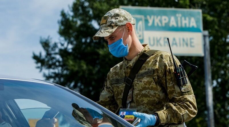 Пограничники подсчитали, сколько мужчин пытаются ежедневно сбежать из Украины