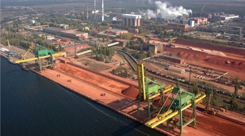 Працівникам Миколаївського глиноземного заводу четвертий місяць не виплачують зарплату