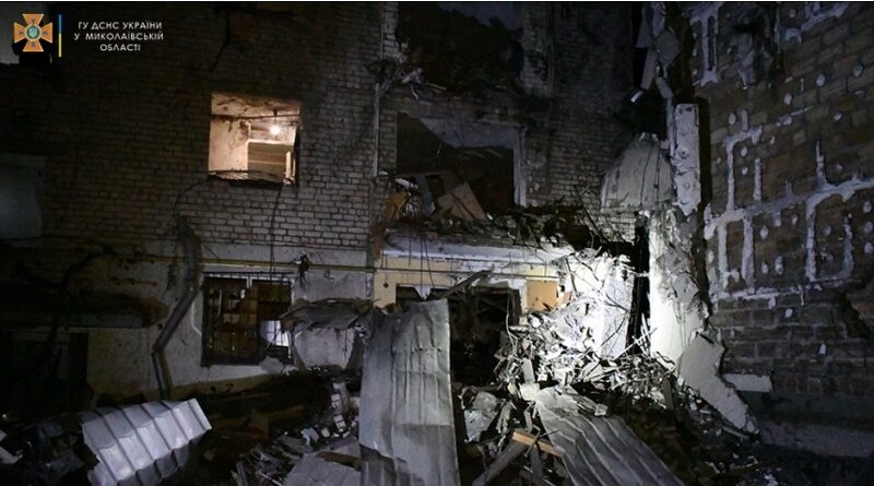 У Березнегуватому після обстрілів зруйновано будинки, адмінспоруди, магазини, пошкоджено газопровід