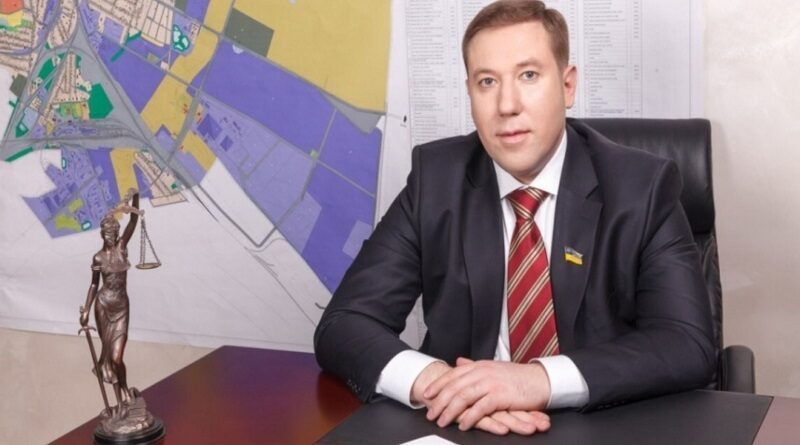 Екс-нардеп отримував компенсацію за житло у Києві, маючи квартиру: суд відправив його до в'язниці