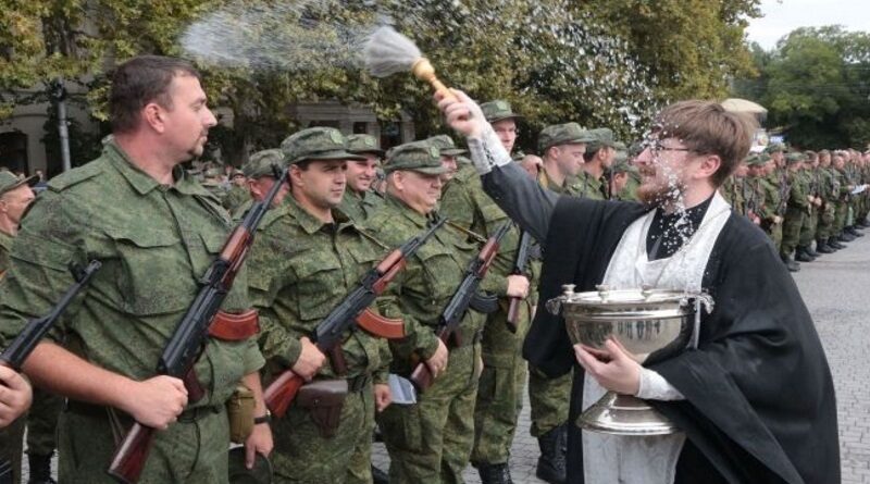 У Криму військові частини переведені на повну бойову готовність
