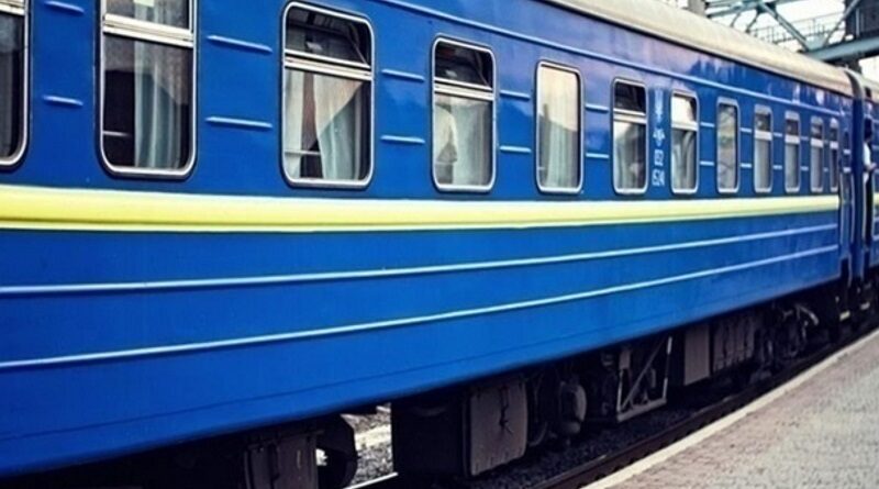 «Укрзалізниця» запускає 11 поїздів до Угорщини