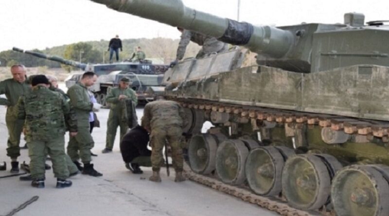 Перші українські екіпажі завершили навчання на танках Leopard 2 в Іспанії