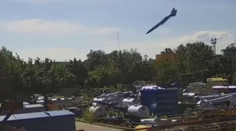 Є влучення ракетами у Миколаївській області: зруйновано цех підприємства, - ОК «Південь»
